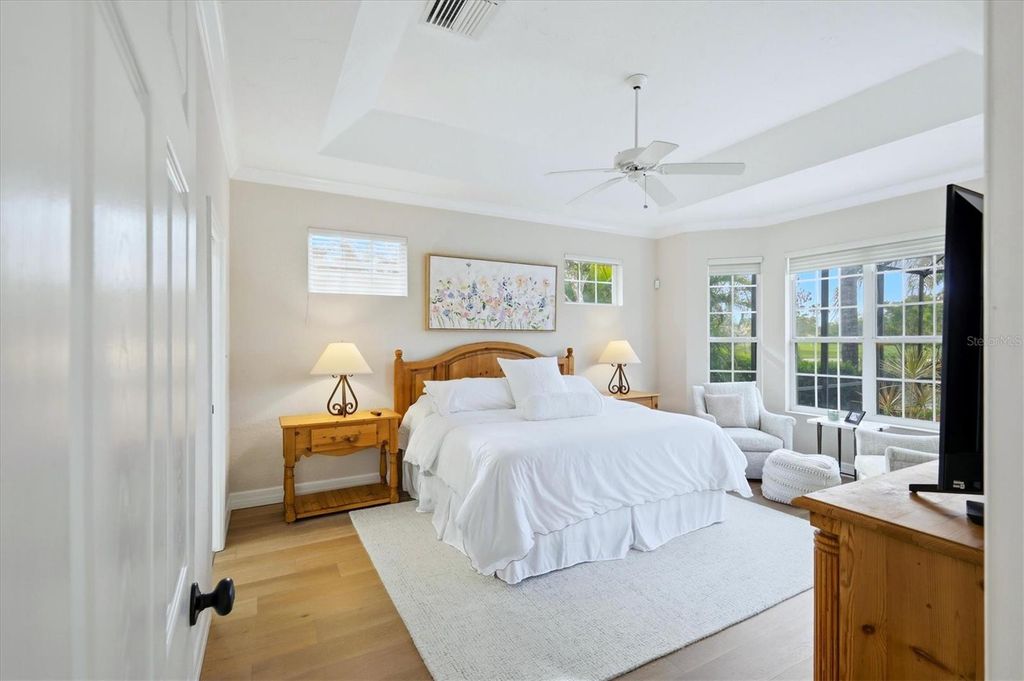 7304 SAINT GEORGES WAY