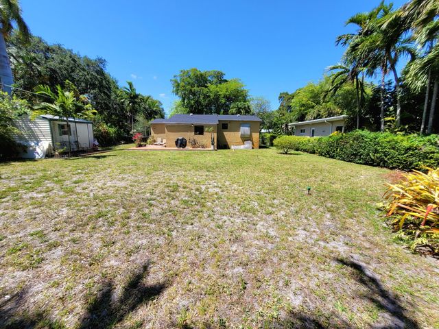 1060 NE 122nd Street, North Miami, FL 33161
