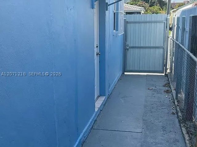 2645 SW 33rd Ave, Miami, FL 33133