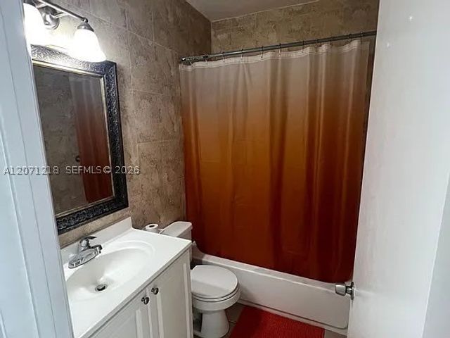 2645 SW 33rd Ave, Miami, FL 33133