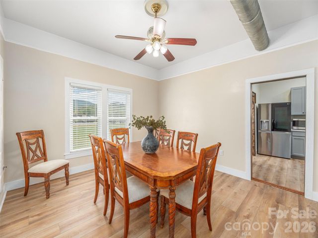 274 Charles Street, Clyde, NC 28721