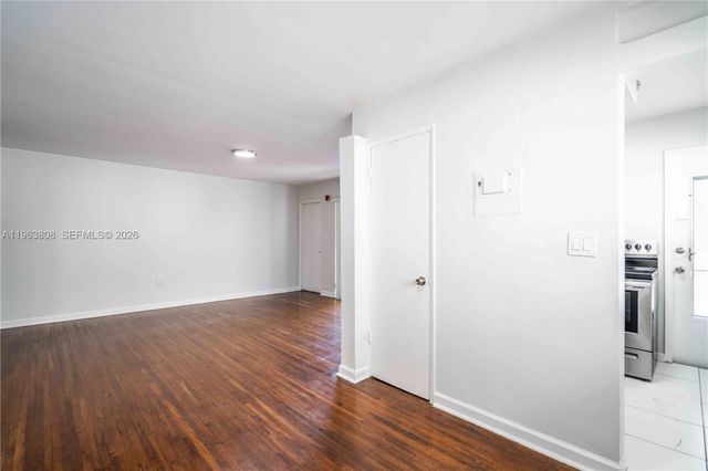 7931 East Dr 206, North Bay Village, FL 33141