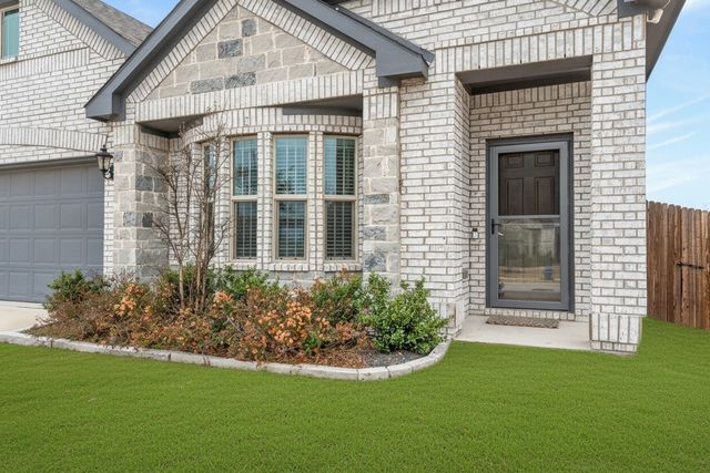 505 Lucas Lane, Lavon, TX 75166