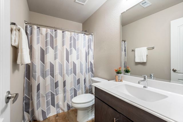 505 Lucas Lane, Lavon, TX 75166