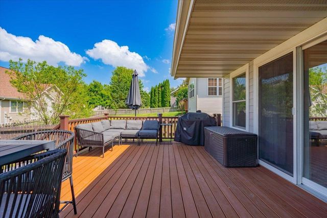 9906 Talons Way, Verona, WI 53593