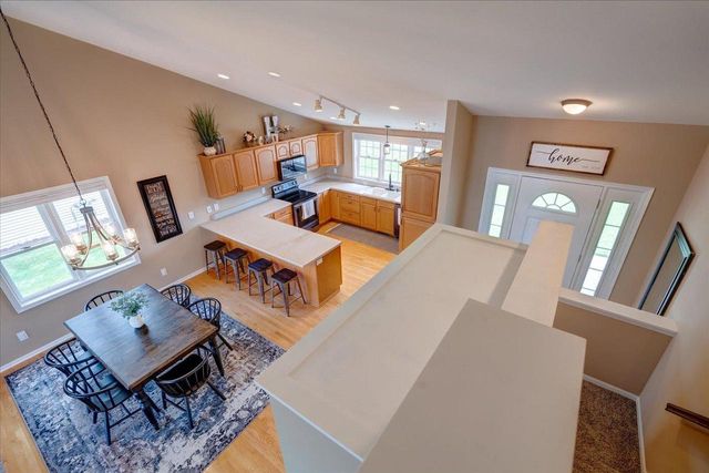 9906 Talons Way, Verona, WI 53593