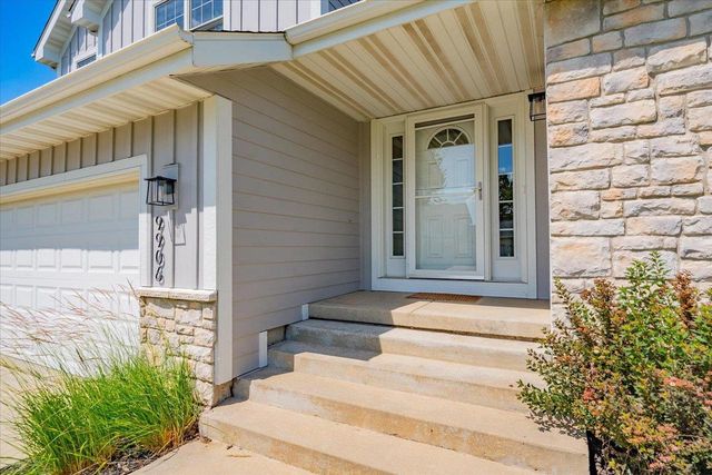 9906 Talons Way, Verona, WI 53593