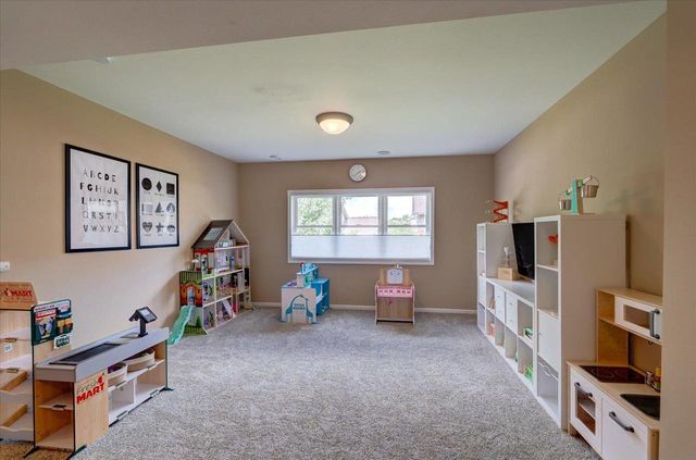 9906 Talons Way, Verona, WI 53593