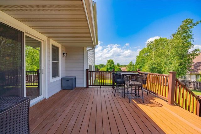 9906 Talons Way, Verona, WI 53593