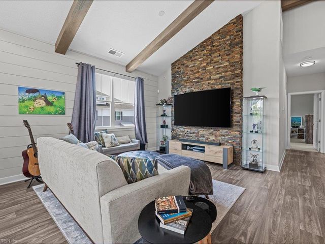 311 Fishers CT, Hampton, VA 23666