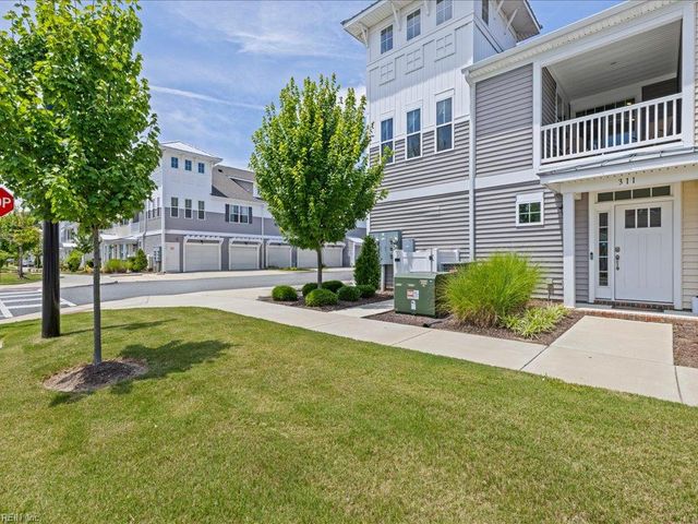 311 Fishers CT, Hampton, VA 23666