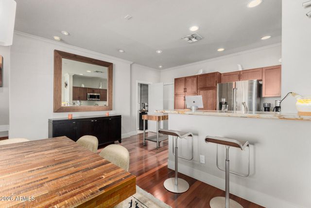 2847 E PINCHOT Avenue, Phoenix, AZ 85016