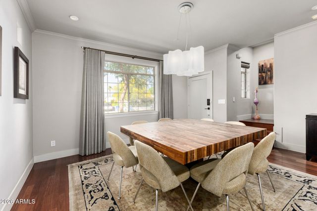 2847 E PINCHOT Avenue, Phoenix, AZ 85016