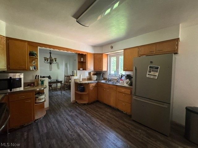 2875 Eldersville Rd., Follansbee, WV 26037