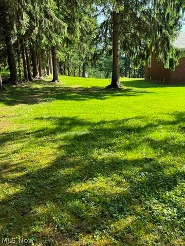 2875 Eldersville Rd., Follansbee, WV 26037