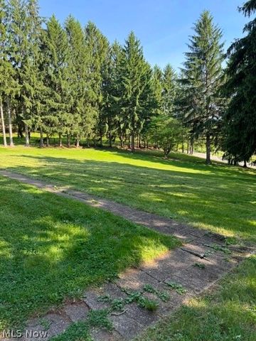 2875 Eldersville Rd., Follansbee, WV 26037
