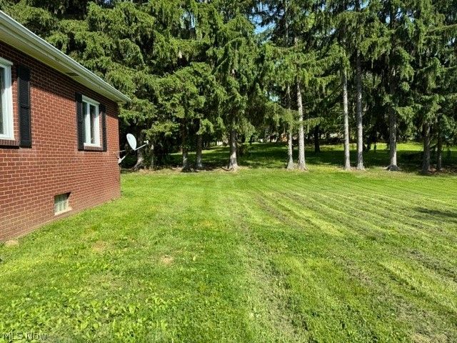2875 Eldersville Rd., Follansbee, WV 26037