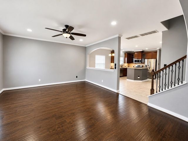 28547 Lockeridge Springs Drive, Spring, TX 77386