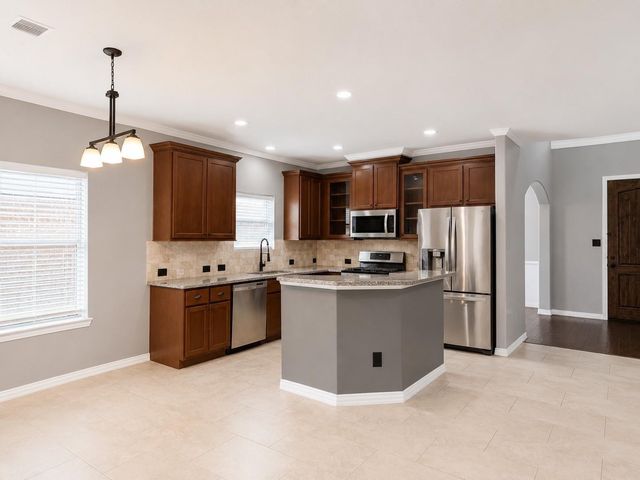 28547 Lockeridge Springs Drive, Spring, TX 77386