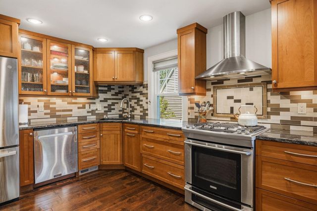 115 Fairview Avenue, Portsmouth, NH 03801