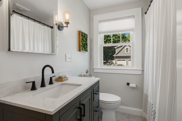 115 Fairview Avenue, Portsmouth, NH 03801