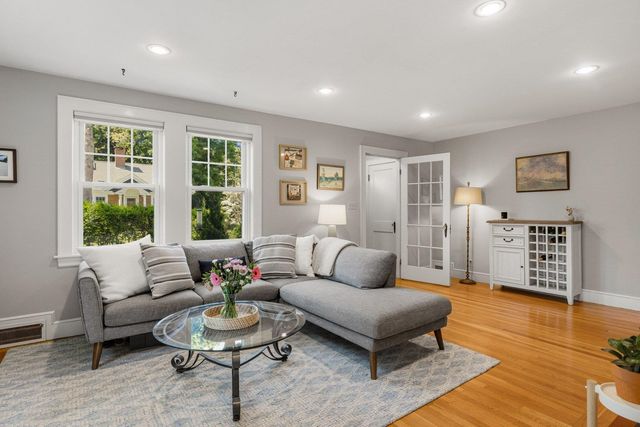 115 Fairview Avenue, Portsmouth, NH 03801