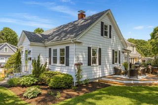 115 Fairview Avenue, Portsmouth, NH 03801