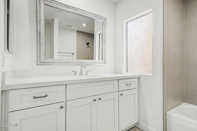 8076 E VIA DEL VENCINO --, Scottsdale, AZ 85258