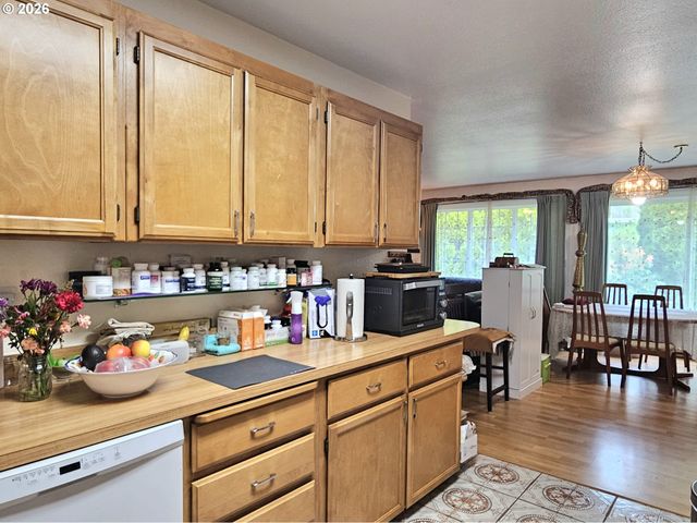 15482 MORRISON Ln, Brookings, OR 97415