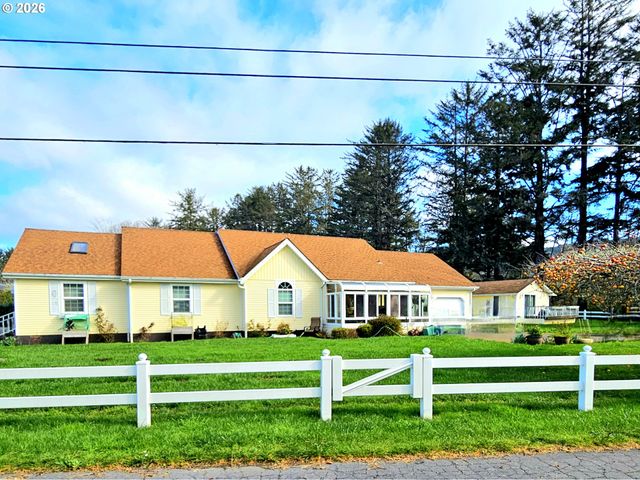 15482 MORRISON Ln, Brookings, OR 97415
