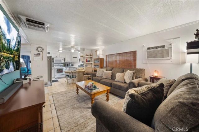 12401 Filmore 641, Sylmar, CA 91342