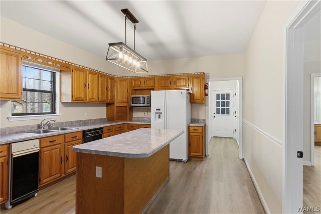 17324 White Rd, Vance, AL 35490