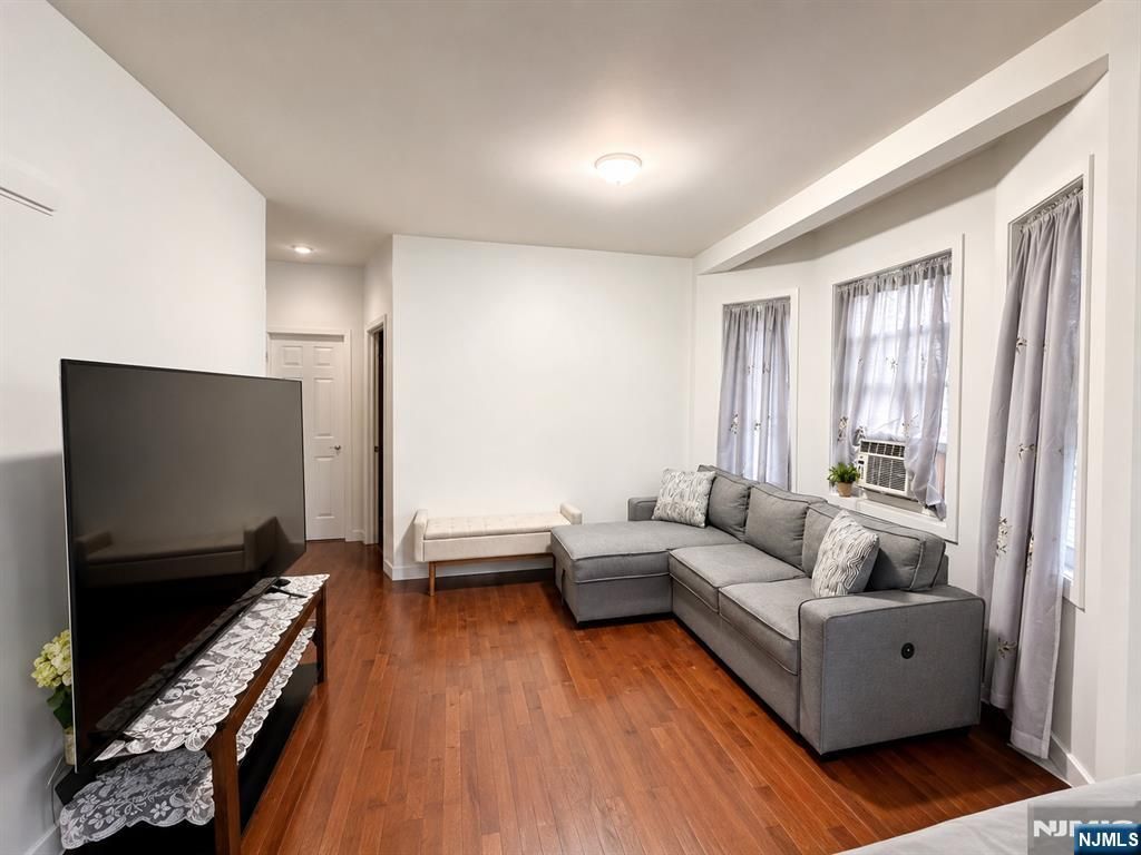 530 Harrison Avenue 528, Harrison, NJ 07029