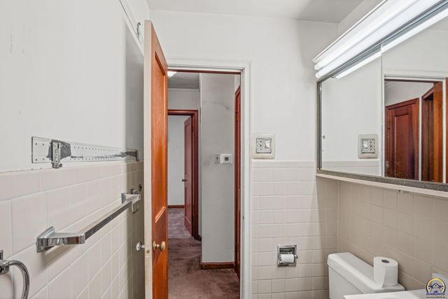 2000 SW Randolph AVE, Topeka, KS 66604