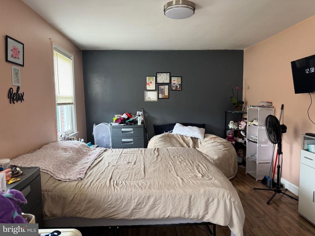 Image 10 of property listing at 2332 JAMESON ST, Temple Hills, MD 20748