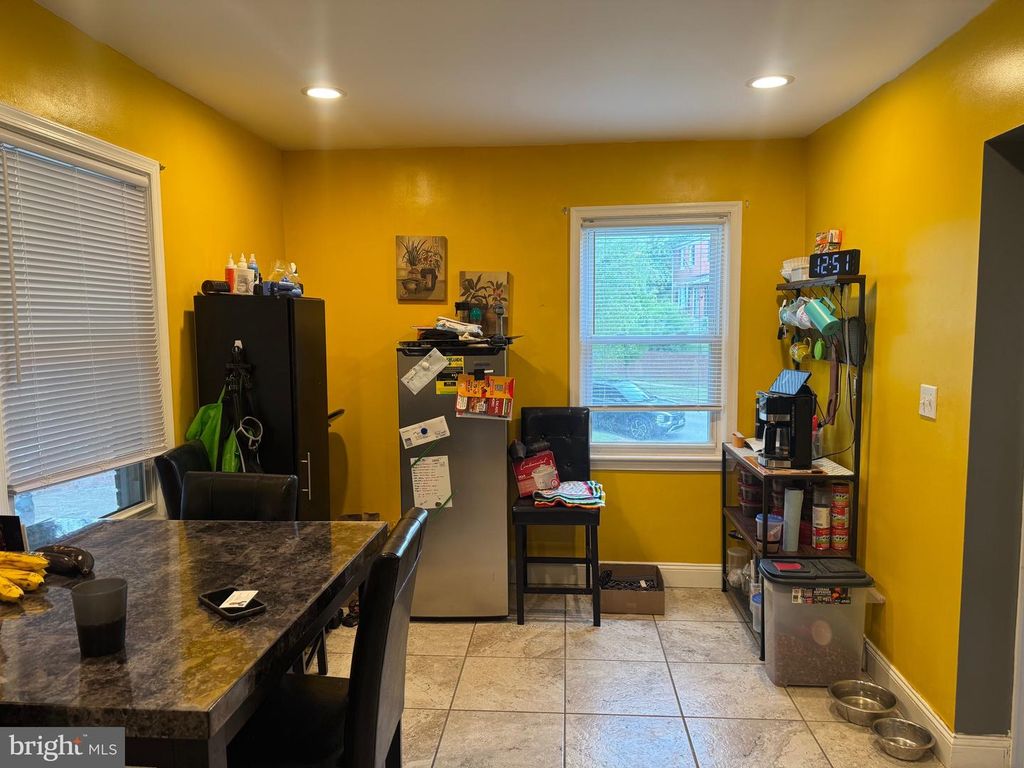 Image 6 of property listing at 2332 JAMESON ST, Temple Hills, MD 20748