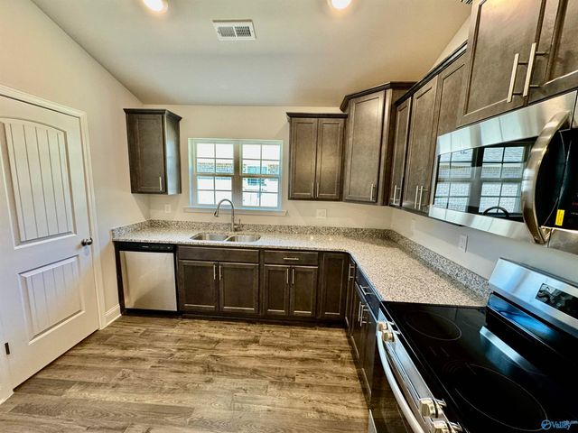 242 Poppy Trail, Meridianville, AL 35759