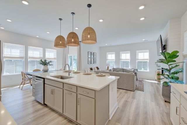 2004 Wingspan Way, Awendaw, SC 29429