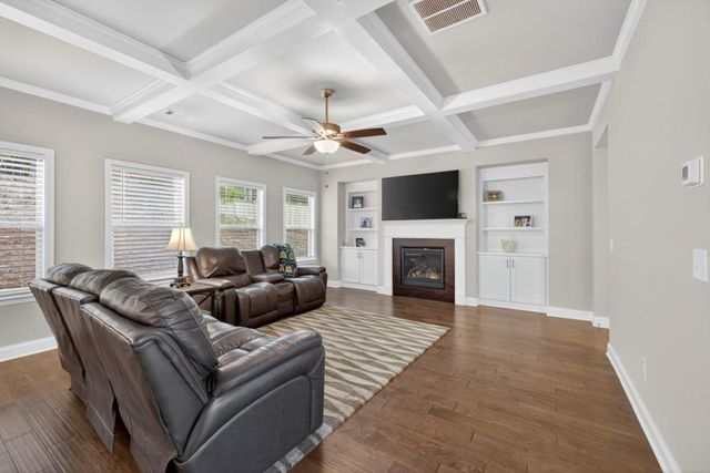 3551 Dockside Shores Drive, Gainesville, GA 30506