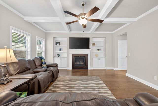 3551 Dockside Shores Drive, Gainesville, GA 30506