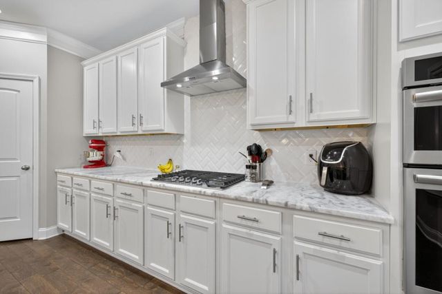 3551 Dockside Shores Drive, Gainesville, GA 30506