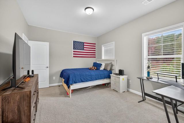 3551 Dockside Shores Drive, Gainesville, GA 30506
