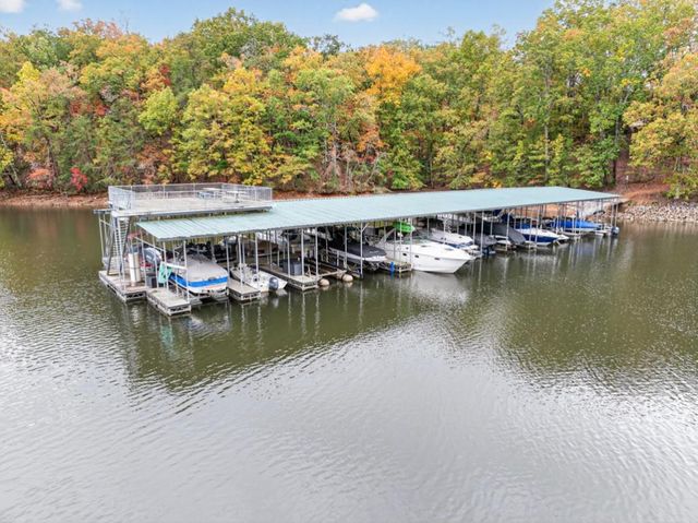 3551 Dockside Shores Drive, Gainesville, GA 30506