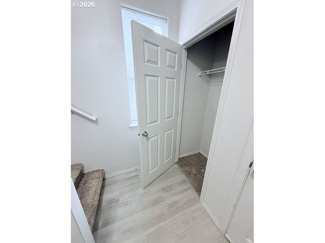 4220 Se RUSSELL St, Hillsboro, OR 97123