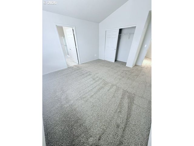 4220 Se RUSSELL St, Hillsboro, OR 97123