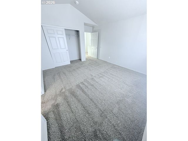 4220 Se RUSSELL St, Hillsboro, OR 97123