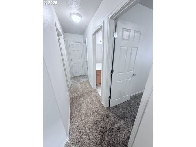 4220 Se RUSSELL St, Hillsboro, OR 97123