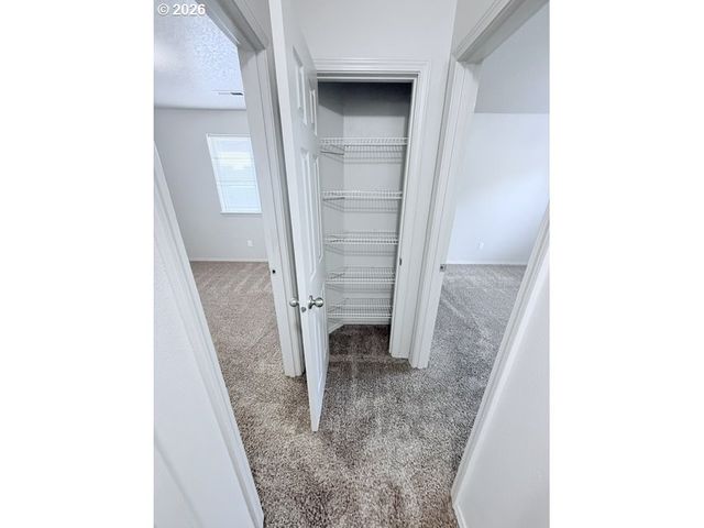 4220 Se RUSSELL St, Hillsboro, OR 97123