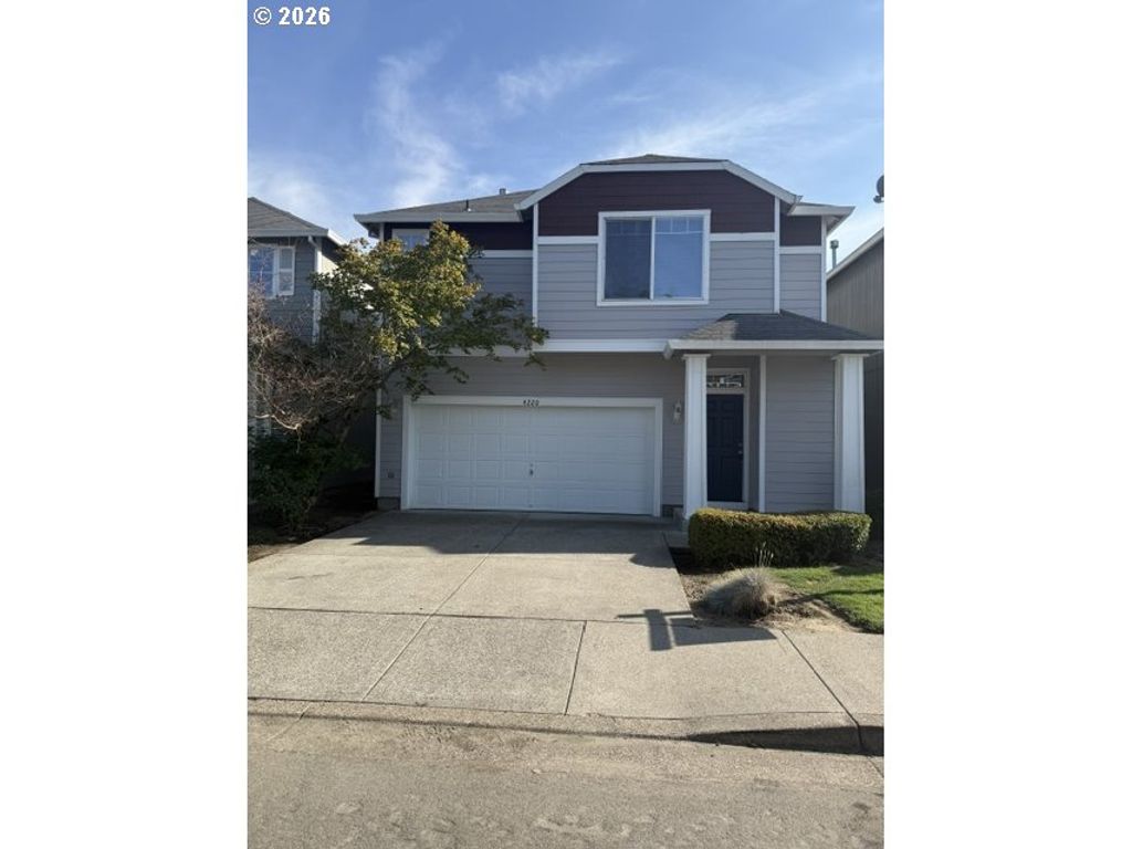 4220 Se RUSSELL St, Hillsboro, OR 97123