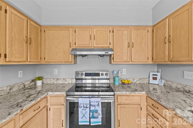 12611 Diamond Drive, Pineville, NC 28134